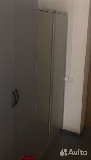 Шкаф для одежды металлический