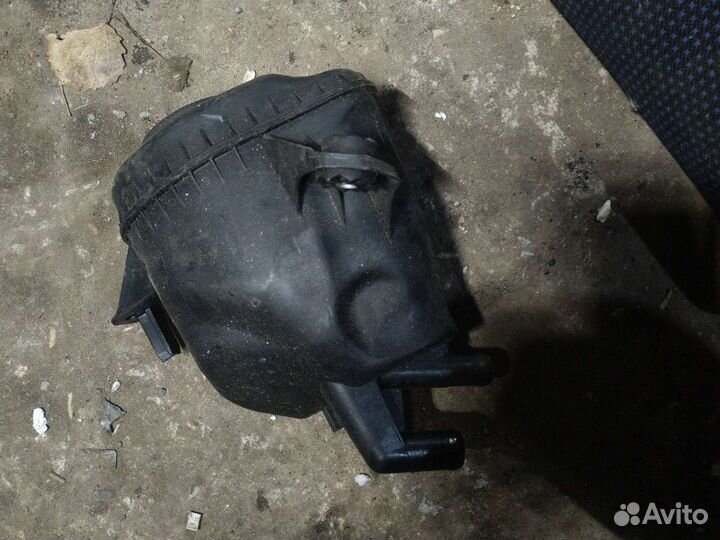 Бачок гур бмв ф10