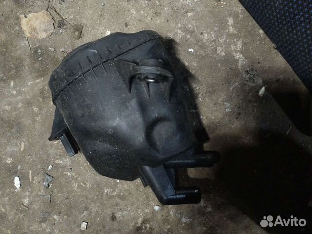 Бачок гур бмв ф10