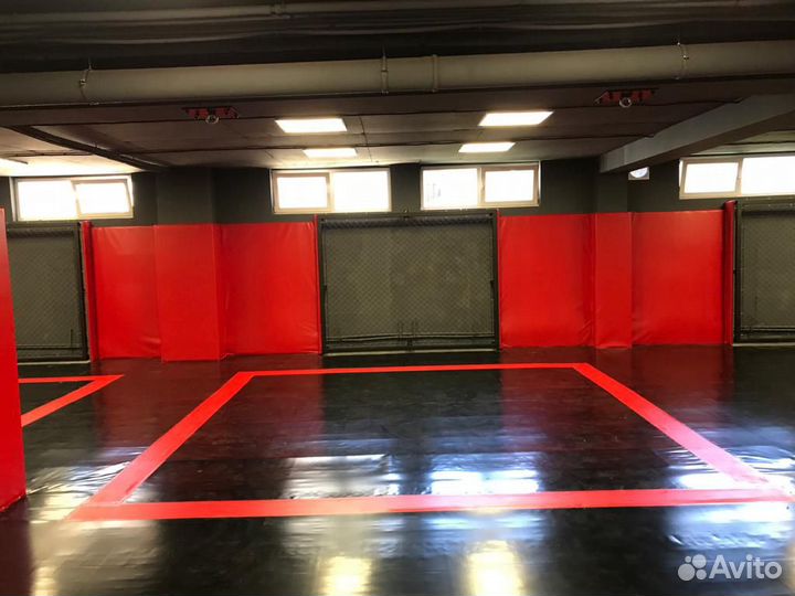 Борцовский ковер (покрышка)