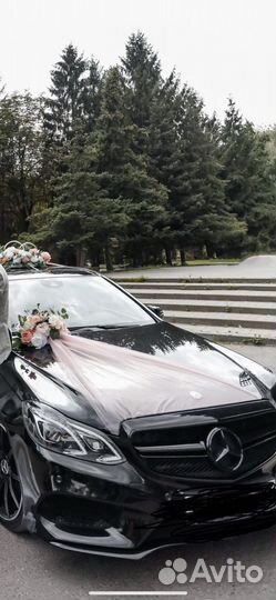 Украшение машину на свадьбу