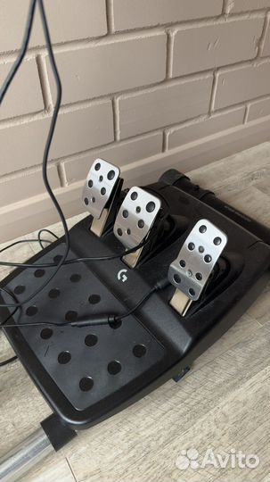 Руль logitech g923 + кпп + подставка для руля