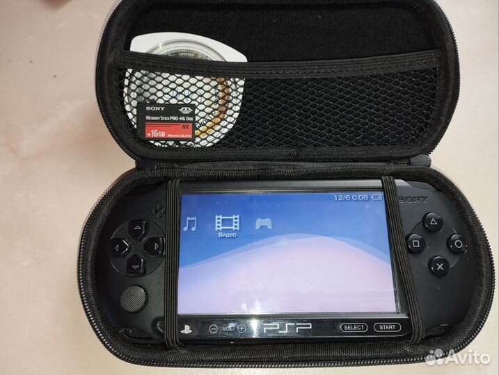 Sony PSP e 1008