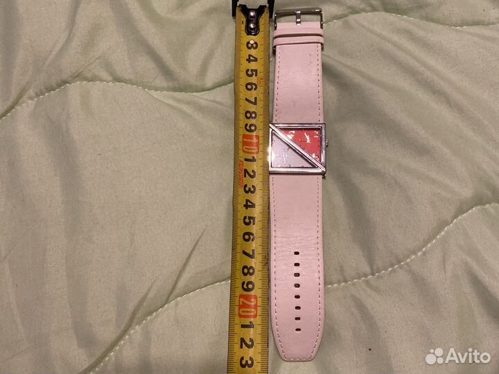 Наручные женские часы с двумя циферблатами