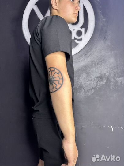 Тату в студии