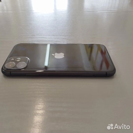 Телефон iPhone 11 128 gb