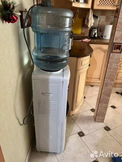 Кулер для воды