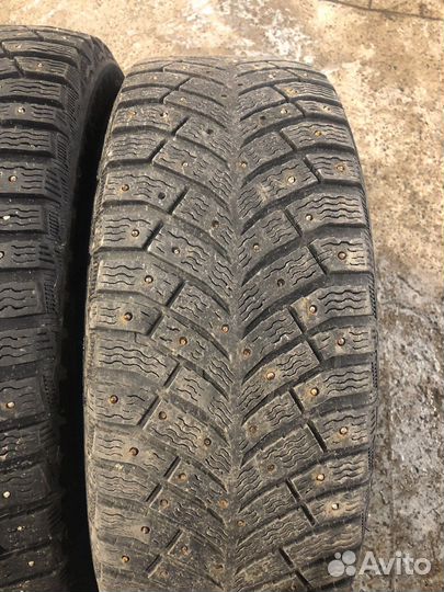 Michelin X-Ice North 4 215/60 R16 99