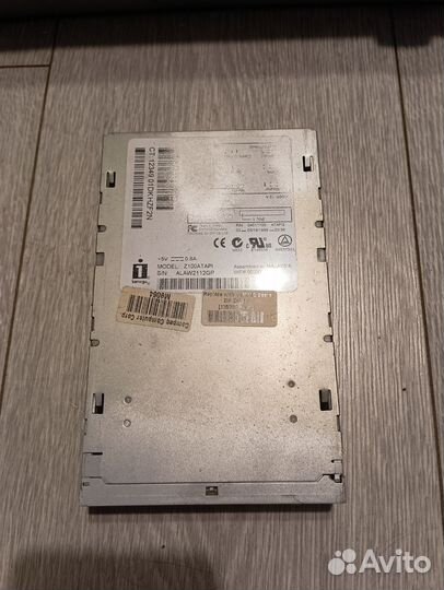 Zip накопитель