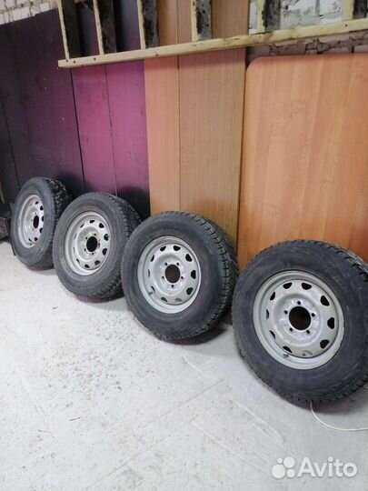 Hankook I'Pike RW11 275/75 R16