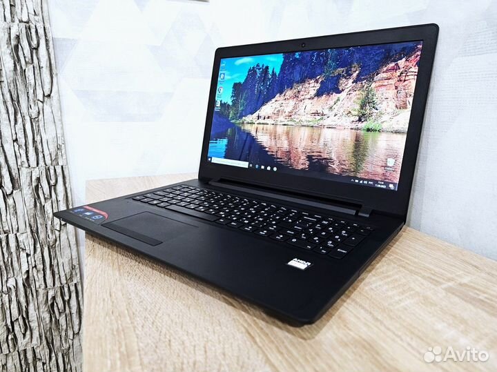 Тонкий ноутбук Lenovo для дома, школы или офиса