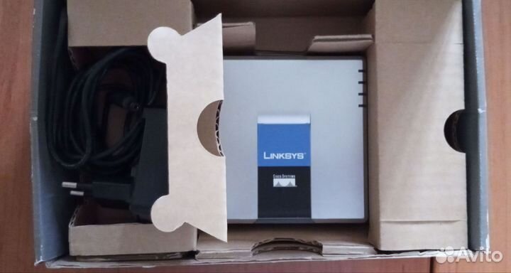 Адаптер для телефона (роутер) Linksys