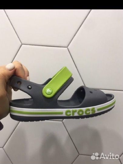 Сандали crocs новые 27-35