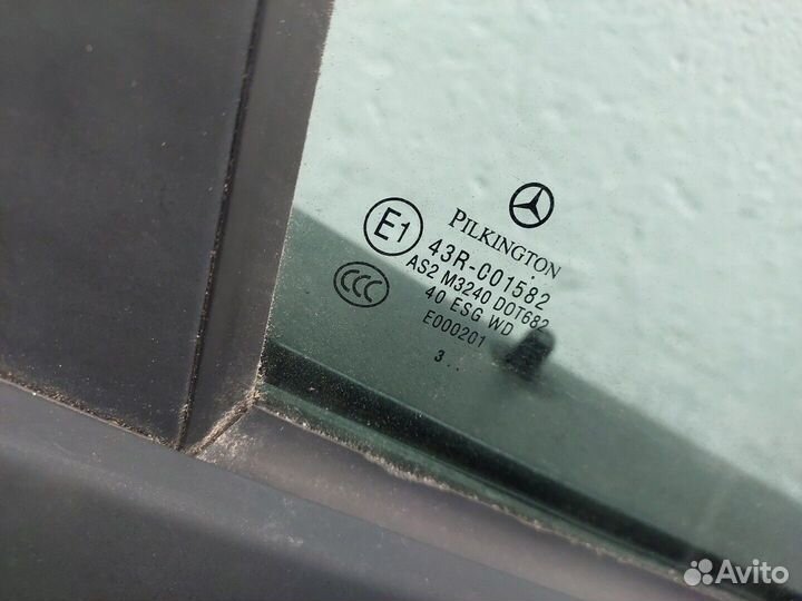 Дверь правая передняя Mercedes C W203