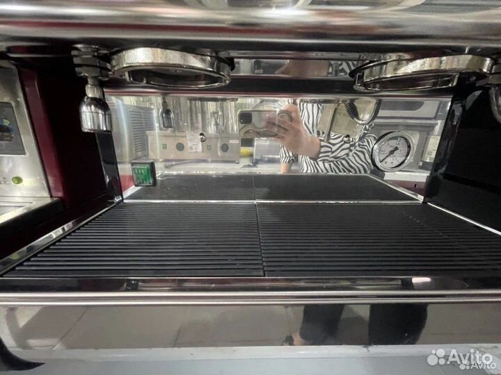 Кофемашина в кофейню