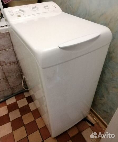 Продаётся стиральная машина Ariston на запчасти