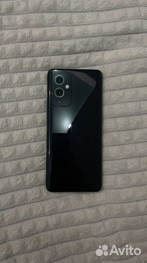 OnePlus 9, 8/128 ГБ