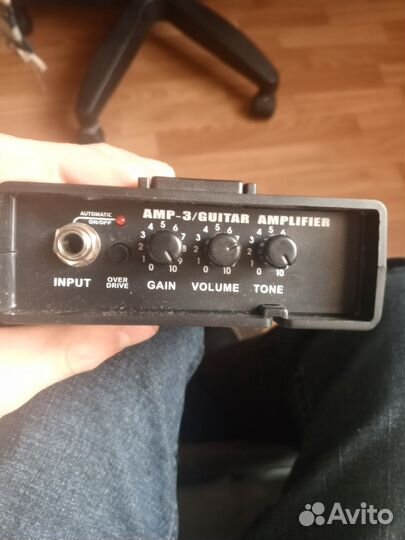 Гитарный комбоусилитель