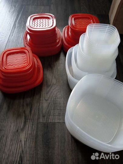 Набор контейнеров