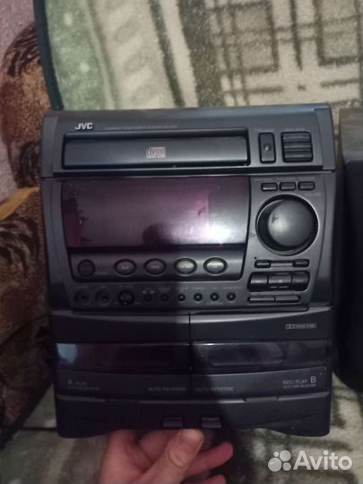 Музыкальный центр