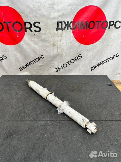 Стойка задняя Mitsubishi Pajero 3 V75