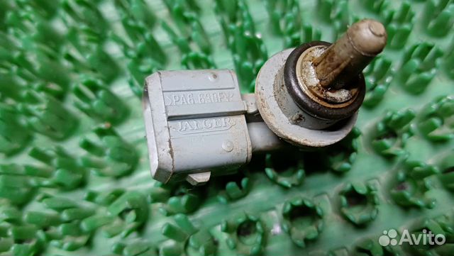 Датчик температуры впускного коллектора Renault