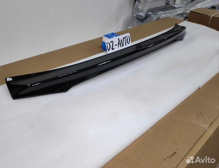 Спойлер средний черный Lexus LX570 08-15