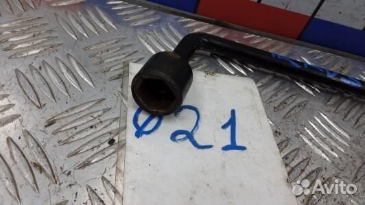 Ключ колесный KIA CEE'D 1 (KAD03VP01)