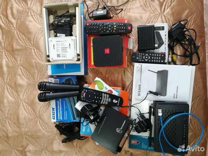 Роутеры, интернет центр, приставки