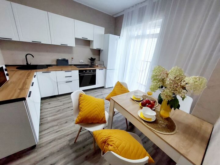 2-к. квартира, 55 м², 10/25 эт.