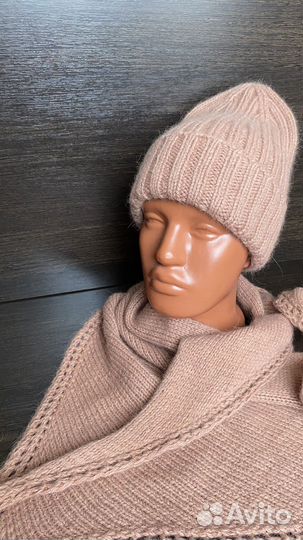 Комплект шапка и косынка (бактус )