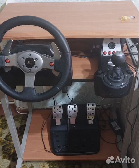 Игровой руль logitech g25