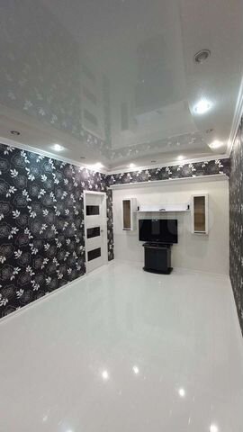 3-к. квартира, 90 м², 1/5 эт.