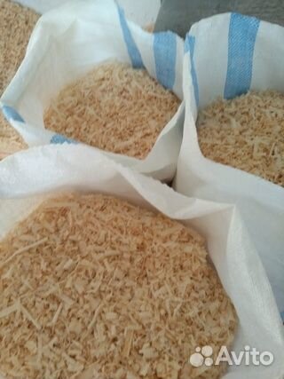 Опилки сухие в мешках