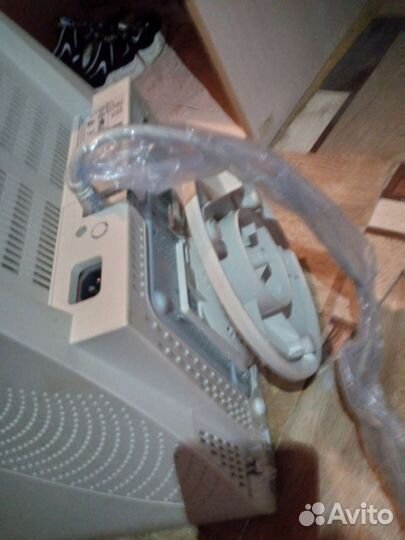 Монитор samsung SyncMaster 753DFX