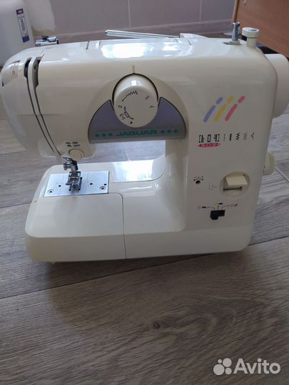 Швейная машинка jaguar 171