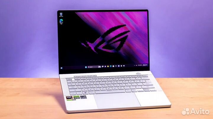 Asus ROG zephyrus G14 2024 oled Ryzen 7 8845HS