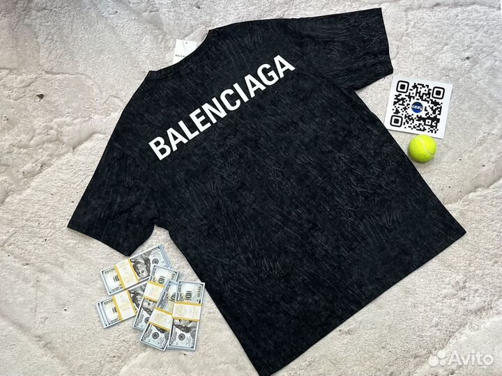 Фуболка Balenciaga 54р