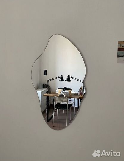 Зеркало настенное