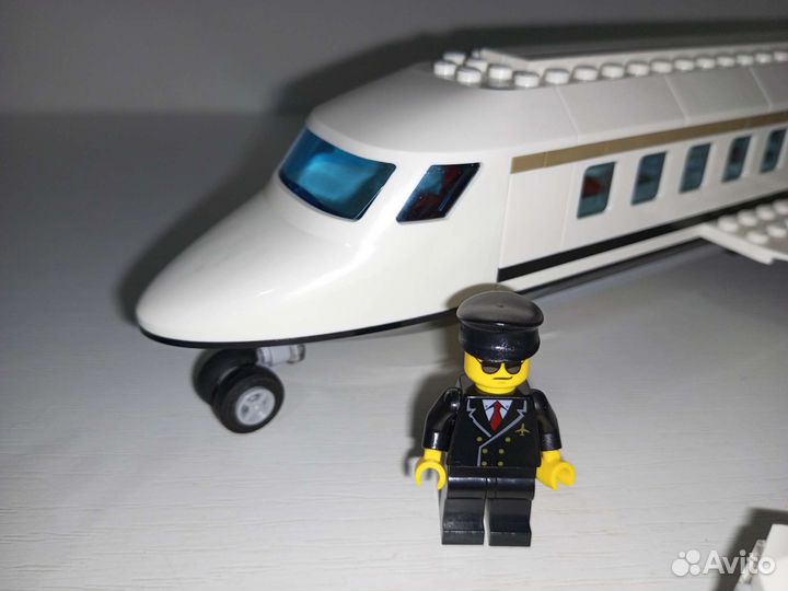 Lego City 60102 Вип Аэропорт