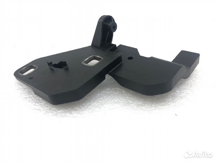 Кронштейн фары правый Mercedes-Benz Glc Coupe C253