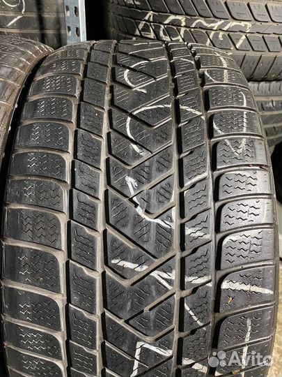 Pirelli Winter Sottozero 3 275/35 R19 96V