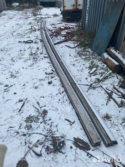 Направляющие полуприцепа Schmitz