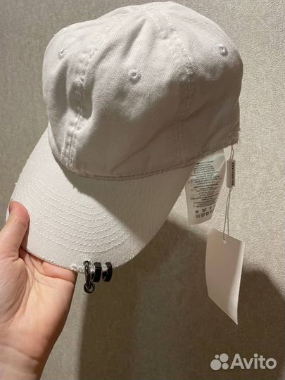 Кепка balenciaga pierced
