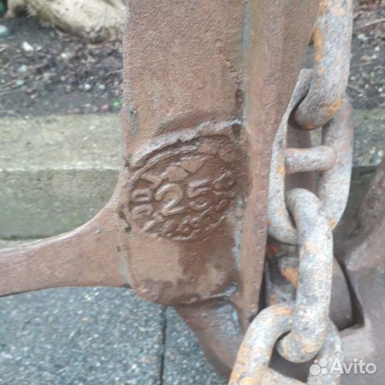 Якорь корабельный