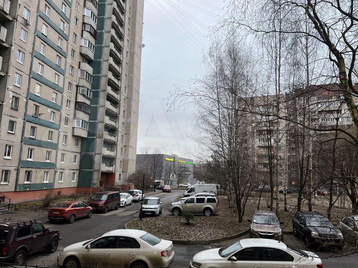 5-к. квартира, 103,9 м², 1/12 эт.