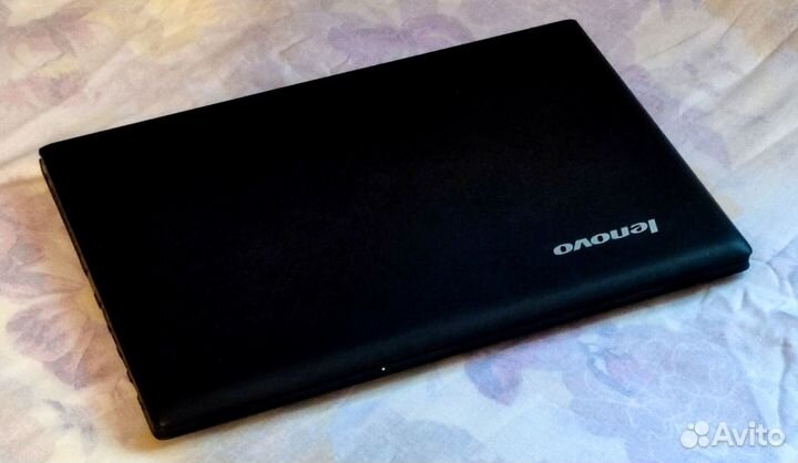 Ноутбук Lenovo