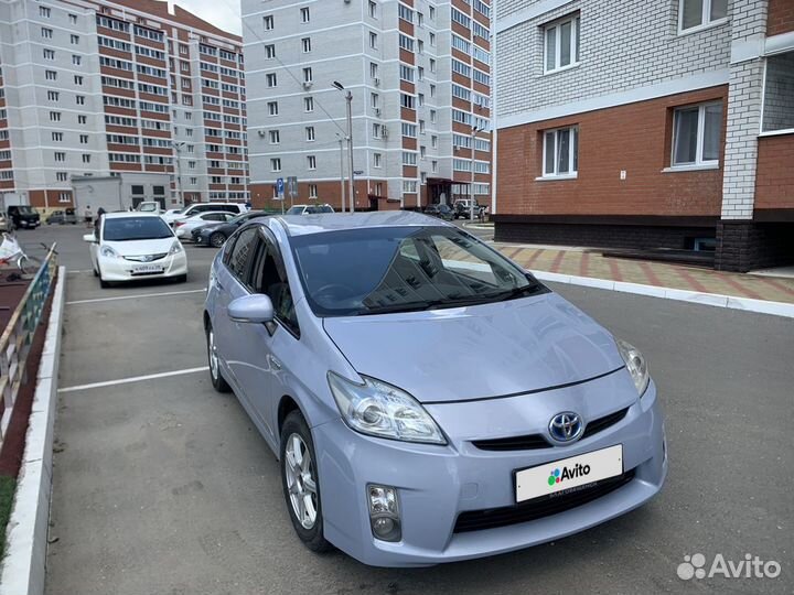 Toyota Prius 1.8 AT, 2011, 158 000 км