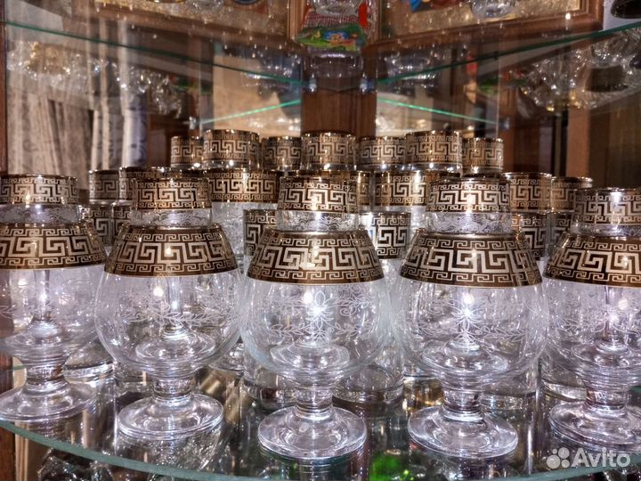 Фужеры, бокалы, рюмки, стаканы