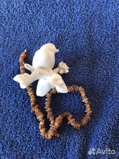 Фигурка, лопатка для торта, бусы Германия